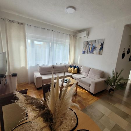 Apartman Natasa Trebinje Esterno foto